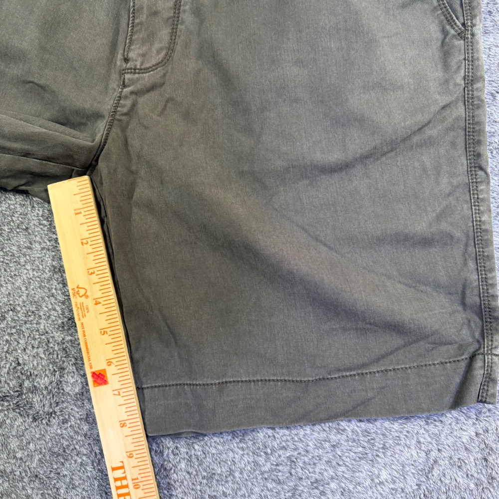 Tommy Bahama Boracay Shorts Mens 35 Olive Green Stretch 10" Inseam Flat Front - Picture 13 of 14